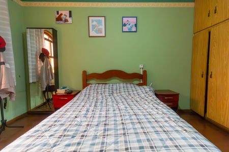 Casa à venda com 203m², 6 quartos e 7 vagasQuarto 4