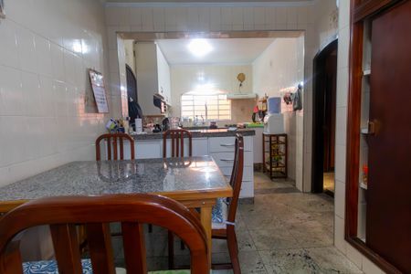 Casa à venda com 203m², 6 quartos e 7 vagasCozinha