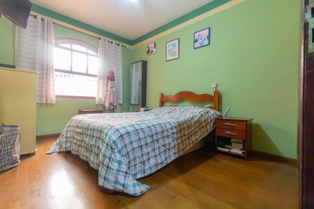 Casa à venda com 203m², 6 quartos e 7 vagasQuarto 4