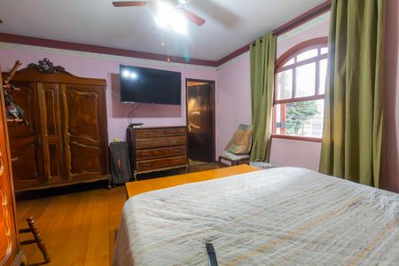 Casa à venda com 203m², 6 quartos e 7 vagasQuarto 3