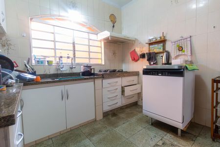 Casa à venda com 203m², 6 quartos e 7 vagasCozinha