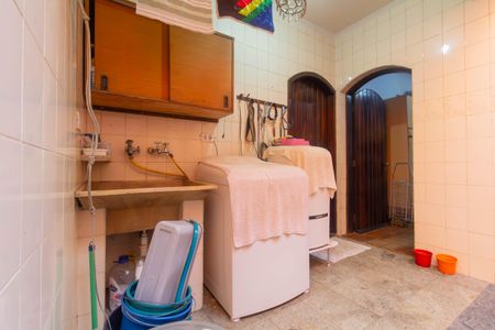 Casa à venda com 203m², 6 quartos e 7 vagasÁrea de Serviço