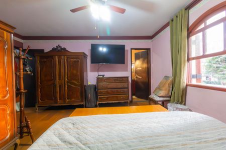 Casa à venda com 203m², 6 quartos e 7 vagasQuarto 3