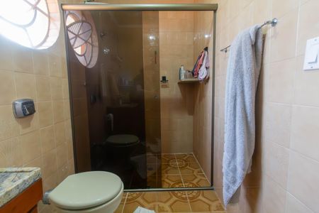 Casa à venda com 203m², 6 quartos e 7 vagasBanheiro 1