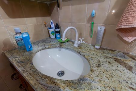 Casa à venda com 203m², 6 quartos e 7 vagasBanheiro 1