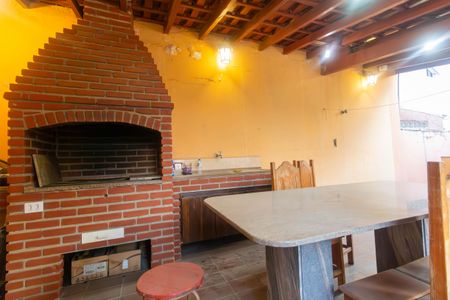 Casa à venda com 203m², 6 quartos e 7 vagasChurrasqueira