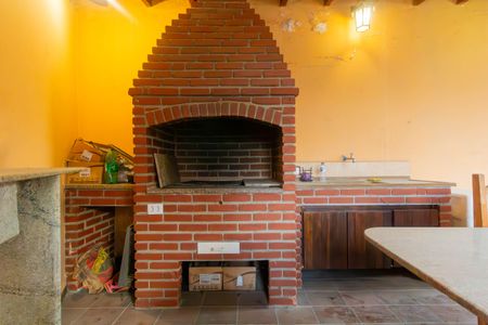 Casa à venda com 203m², 6 quartos e 7 vagasChurrasqueira