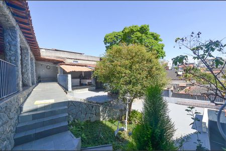 Casa para alugar com 313m², 2 quartos e 2 vagas Casa para alugar com 313m², 2 quartos e 2 vagasÁrea externa