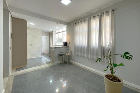 Apartamento para alugar com 130m², 3 quartos e 1 vaga Apartamento para alugar com 130m², 3 quartos e 1 vagaSala de Jantar