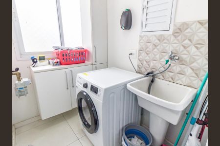 Apartamento à venda com 76m², 3 quartos e 1 vaga Apartamento à venda com 76m², 3 quartos e 1 vagaÁrea de Serviço