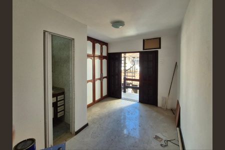 Casa para alugar com 200m², 3 quartos e 3 vagas Casa para alugar com 200m², 3 quartos e 3 vagasSuite 3