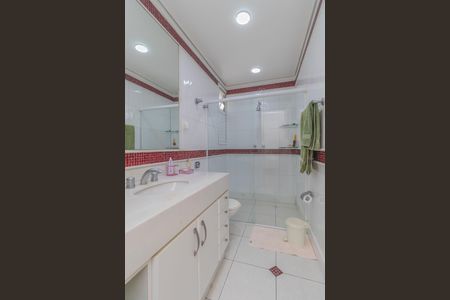 Casa à venda com 450m², 4 quartos e 3 vagas Casa à venda com 450m², 4 quartos e 3 vagasBanheiro da Suíte 3