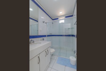 Casa à venda com 450m², 4 quartos e 3 vagas Casa à venda com 450m², 4 quartos e 3 vagasBanheiro da Suíte 2