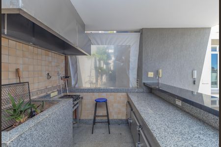 Casa à venda com 450m², 4 quartos e 3 vagas Casa à venda com 450m², 4 quartos e 3 vagasÁrea Gourmet