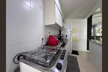 Apartamento à venda com 67m², 2 quartos e 1 vagaCozinha