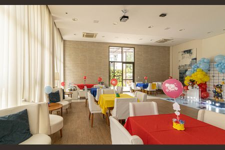 Apartamento à venda com 67m², 2 quartos e 1 vagaÁrea comum - Salão de festas