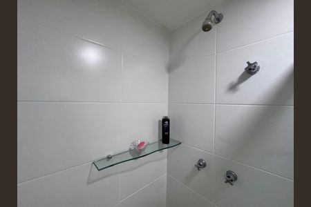 Apartamento à venda com 67m², 2 quartos e 1 vagaBanheiro Social