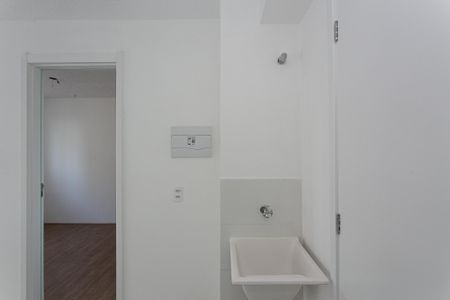 Área de Serviço de apartamento para alugar com 1 quarto, 28m² em Penha de França, São Paulo