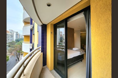 Apartamento à venda com 35m², 1 quarto e 1 vagaVaranda