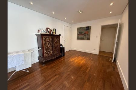 Apartamento à venda com 129m², 3 quartos e 1 vagaFoto 03