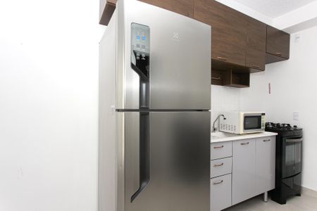 Cozinha - Geladeira de apartamento para alugar com 1 quarto, 27m² em Penha de França, São Paulo