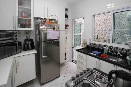 Casa à venda com 80m², 2 quartos e 2 vagas Casa à venda com 80m², 2 quartos e 2 vagasCozinha