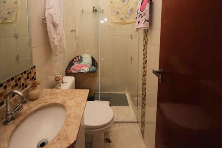 Casa à venda com 80m², 2 quartos e 2 vagas Casa à venda com 80m², 2 quartos e 2 vagasBanheiro da Suíte 1