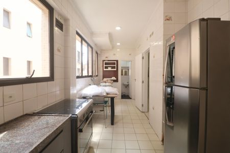 Apartamento para alugar com 160m², 3 quartos e 3 vagasCozinha