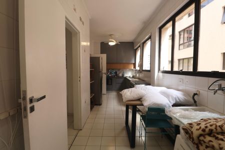 Apartamento para alugar com 160m², 3 quartos e 3 vagasÁrea de Serviço