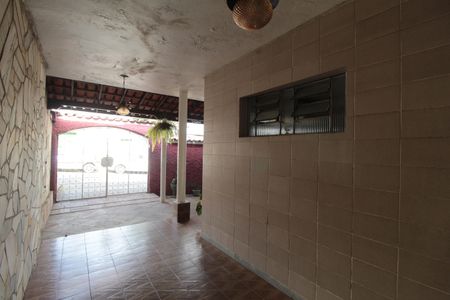 Casa à venda com 233m², 2 quartos e 2 vagasGaragem