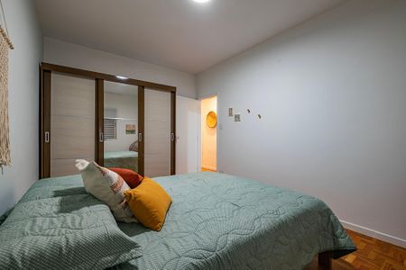 Quarto 1 de apartamento para alugar com 2 quartos, 79m² em Pinheiros, São Paulo