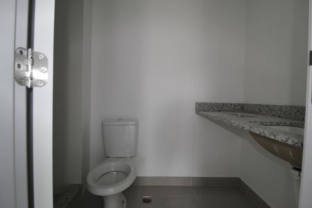 Apartamento à venda com 70m², 2 quartos e 1 vagaBanheiro da Suíte 2