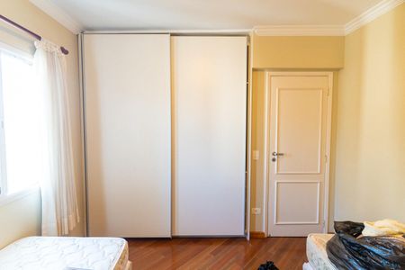 Apartamento à venda com 209m², 3 quartos e 3 vagasQuarto 2