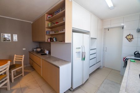 Apartamento à venda com 209m², 3 quartos e 3 vagasCozinha
