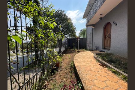 Casa à venda com 380m², 4 quartos e 3 vagas Casa à venda com 380m², 4 quartos e 3 vagasJardim