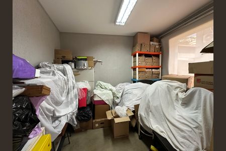 Casa à venda com 380m², 4 quartos e 3 vagas Casa à venda com 380m², 4 quartos e 3 vagasEdícula