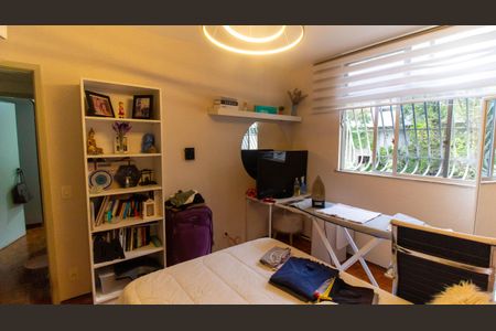 Apartamento à venda com 190m², 3 quartos e 1 vagaQuarto 2