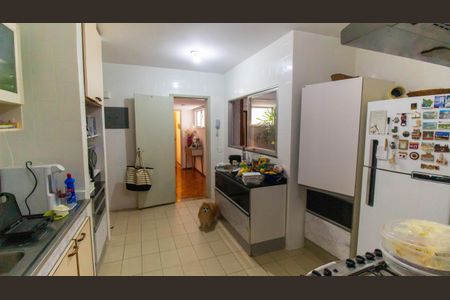 Apartamento à venda com 190m², 3 quartos e 1 vagaCozinha
