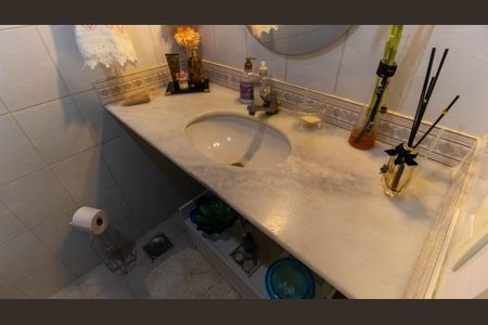 Apartamento à venda com 190m², 3 quartos e 1 vagaBanheiro da Suíte