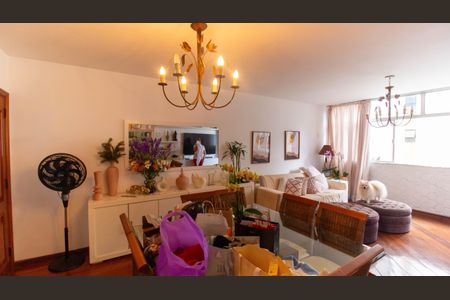 Apartamento à venda com 190m², 3 quartos e 1 vagaSala