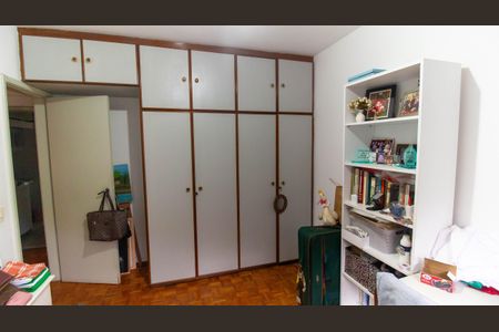 Apartamento à venda com 190m², 3 quartos e 1 vagaQuarto 1