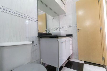 Banheiro Social de apartamento para alugar com 2 quartos, 57m² em Chácara Califórnia, São Paulo