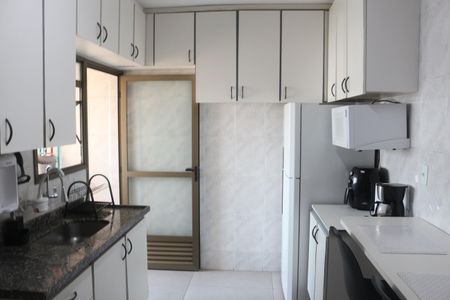 Apartamento à venda com 85m², 2 quartos e 1 vagaCozinha