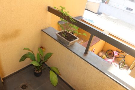 Apartamento à venda com 85m², 2 quartos e 1 vagaSacada da Sala