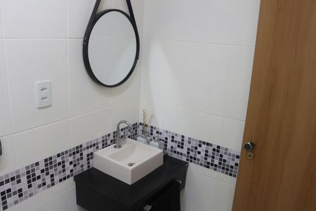 Apartamento à venda com 85m², 2 quartos e 1 vagaBanheiro Social