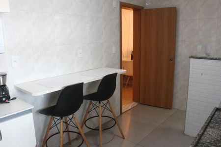Apartamento à venda com 85m², 2 quartos e 1 vagaCozinha