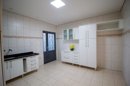 Casa para alugar com 150m², 3 quartos e 1 vagaCozinha