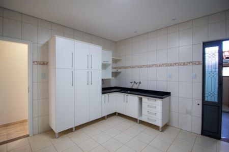 Casa para alugar com 150m², 3 quartos e 1 vagaCozinha