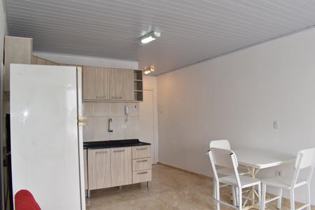 Cozinha de kitnet/studio para alugar com 1 quarto, 41m² em Boa Vista, Curitiba