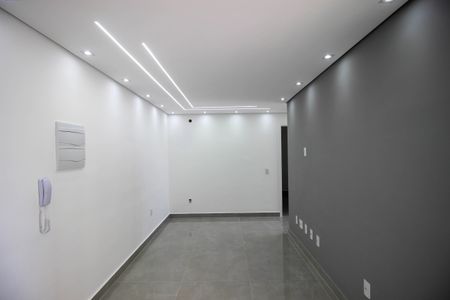 Sala de apartamento para alugar com 2 quartos, 42m² em Jardim Abatia, Sorocaba